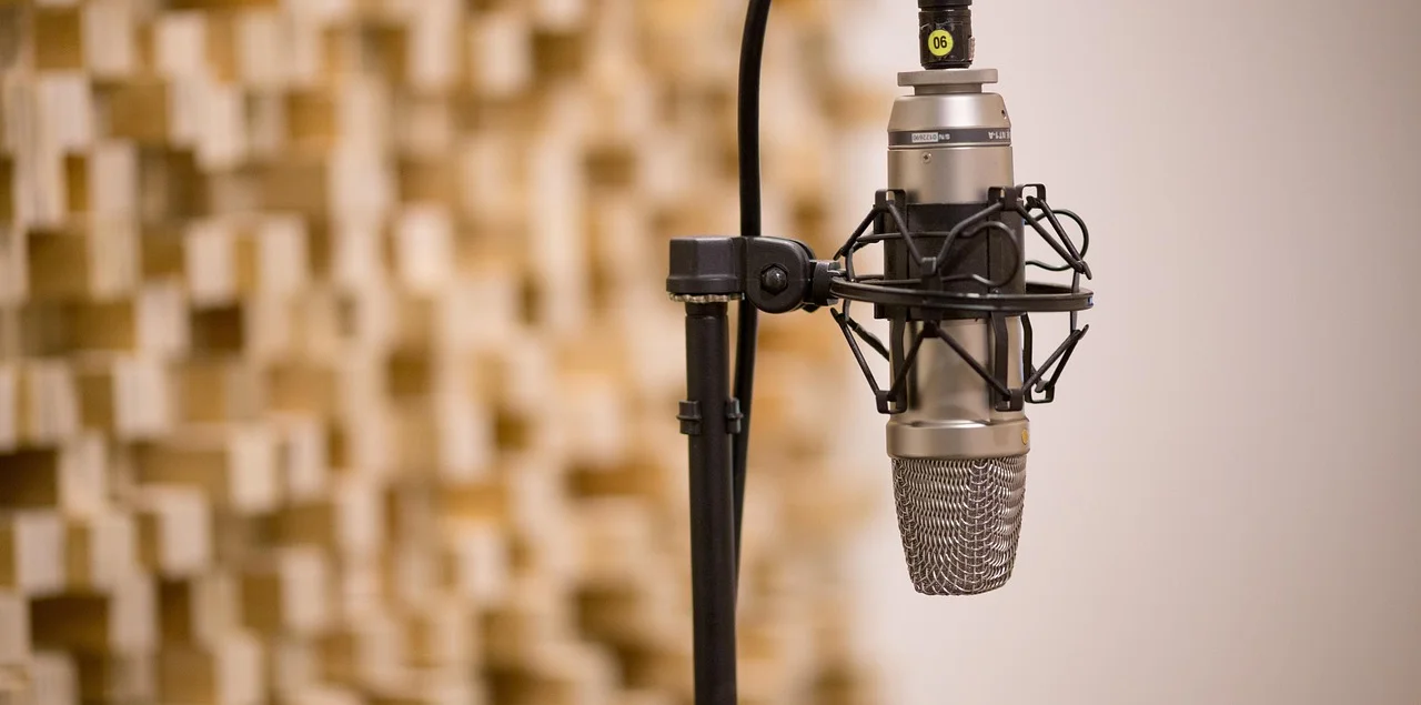 Radio bez ZAIKS: legalna muzyka za darmo